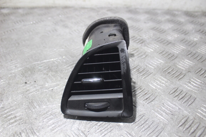 фото №1, Решітка обдув ліва opel astra j lift