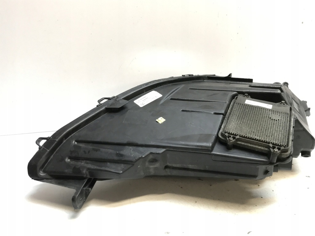 Tesla model s рестайлинг  фара левая перед full led европа комплектный  1053574-00-b в Украине