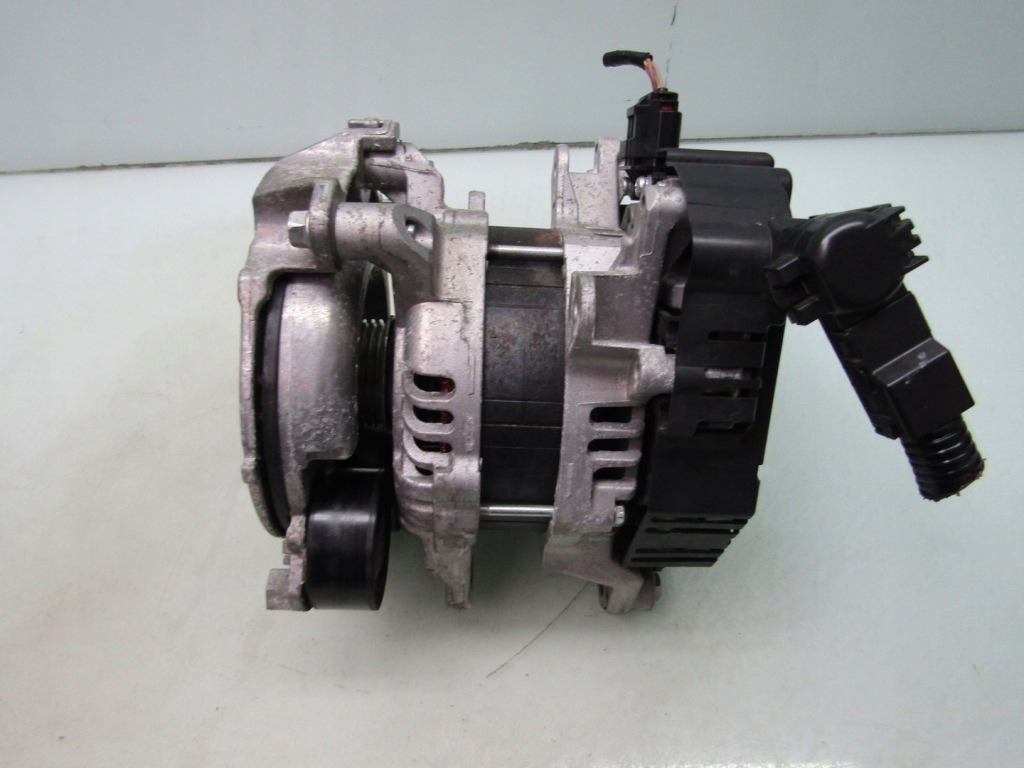 фото №1, Mazda 3 bp iv 2.0 19r генератор 130a c3tb5291b