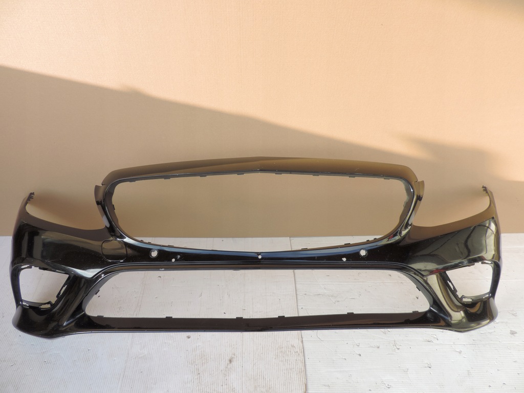 фото №1, Mercedes w205 lift 2018 2019 передний бампер