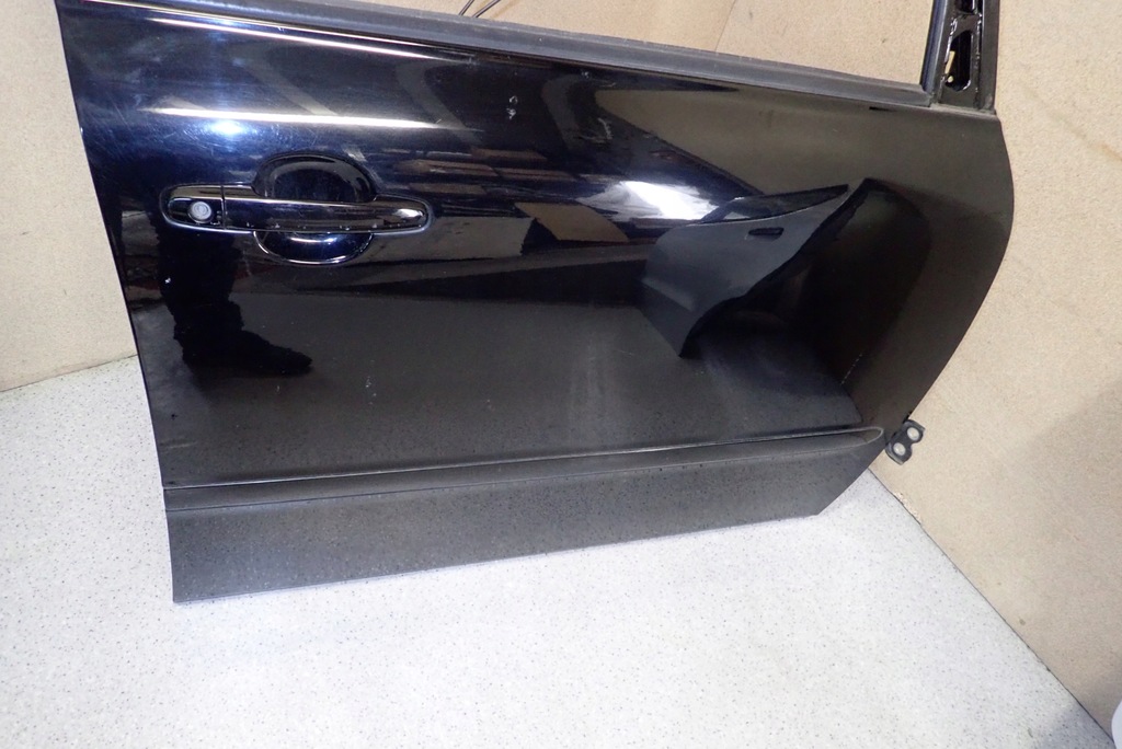 фото №14, Toyota avensis verso 01-09 дверь перед правое 202