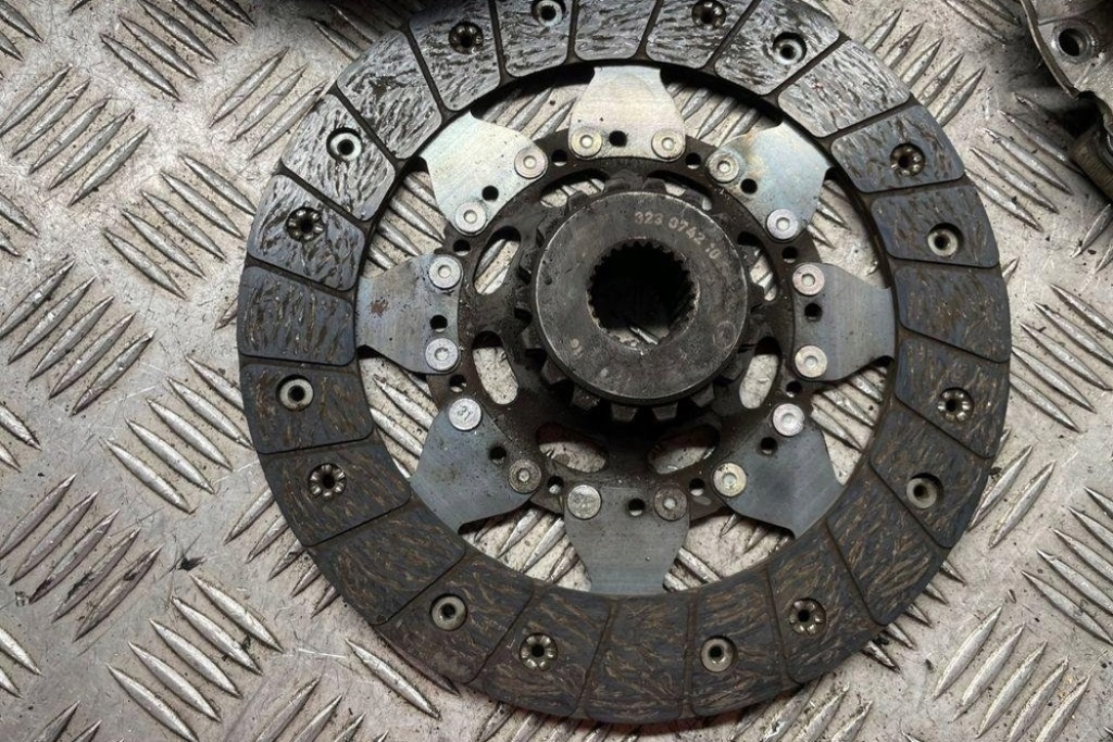 фото №15, Комплект зчеплення mercedes-benz c w204 a6510304405 2.14l дизель 120kw 2012