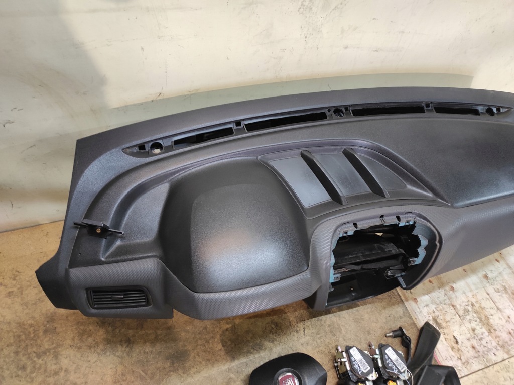 фото №3, Приборная панель консоль fiat doblo ii