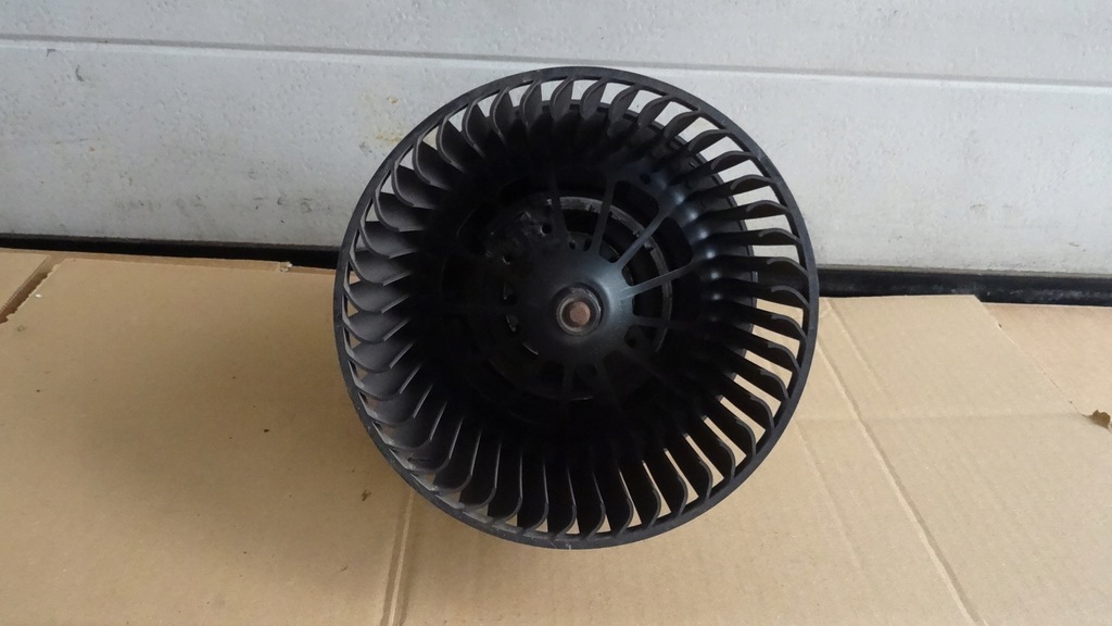 фото №1, C-max 1 i повітродувка вентилятор обдув 3m5h18456ab