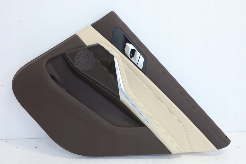 фото №1, Оббивка обшивка двері правий задня bmw x7 g07