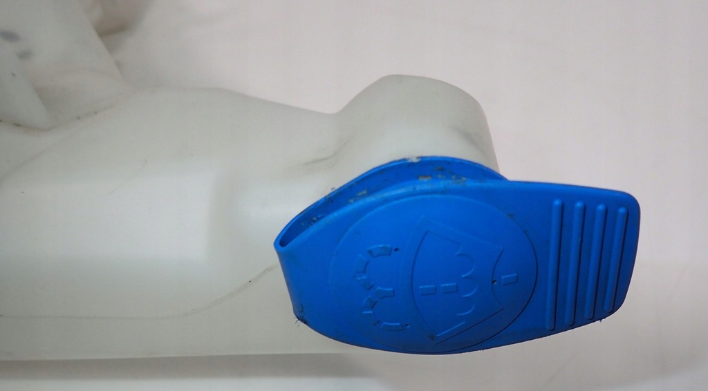 фото №8, Бак омывателя audi a8 s8 d4 4h 4h0955451c