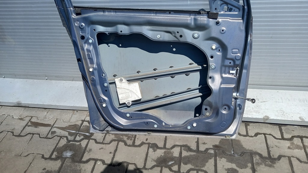 фото №14, Дверь левая перед mazda 5 06r van