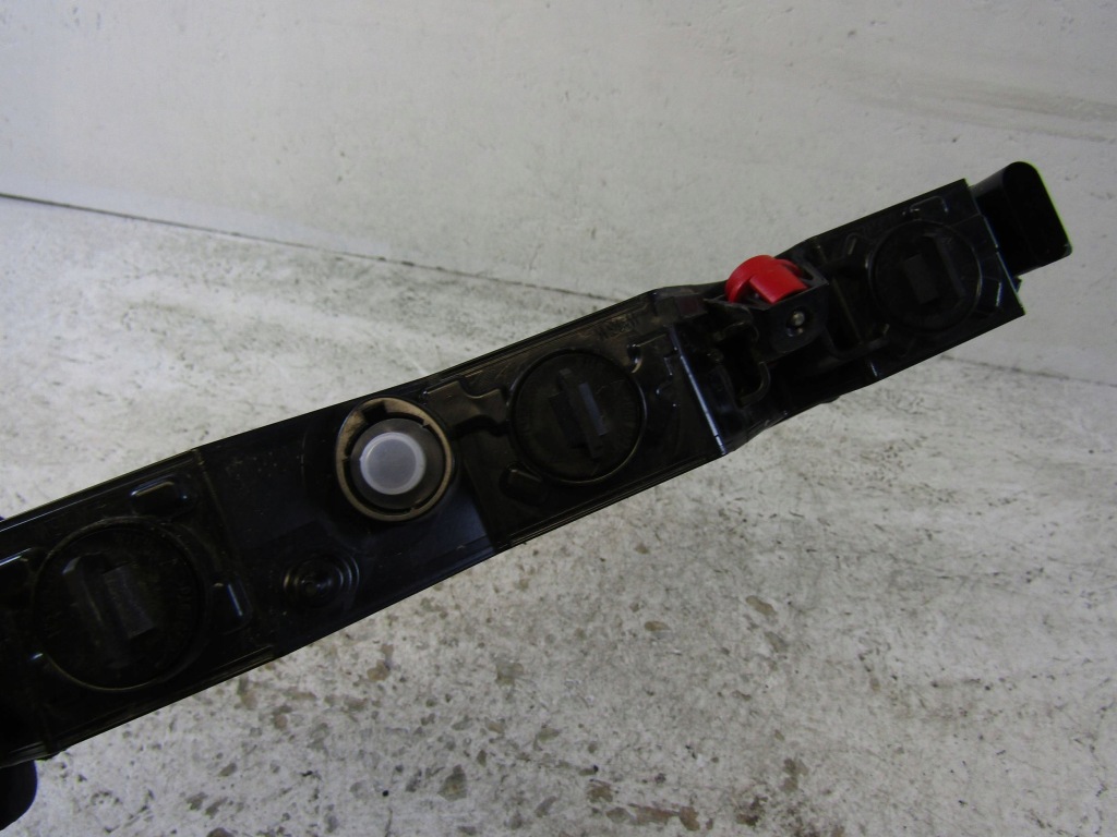 Лампа бампера заднего audi q7 4m 4m0945095 Цена