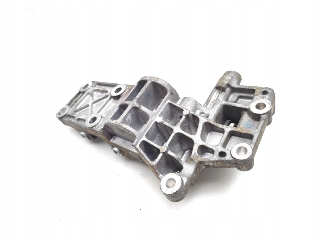 Jeep compass кронштейн генератора 2.4 4x4 бензин 125kw 170 hp 2012 suv в Украине