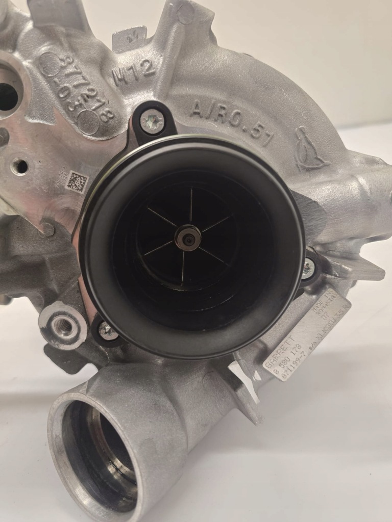 Bmw x5 g05 25d 231km twinturbo турбонагнетателя 8580170 8580173 Цена