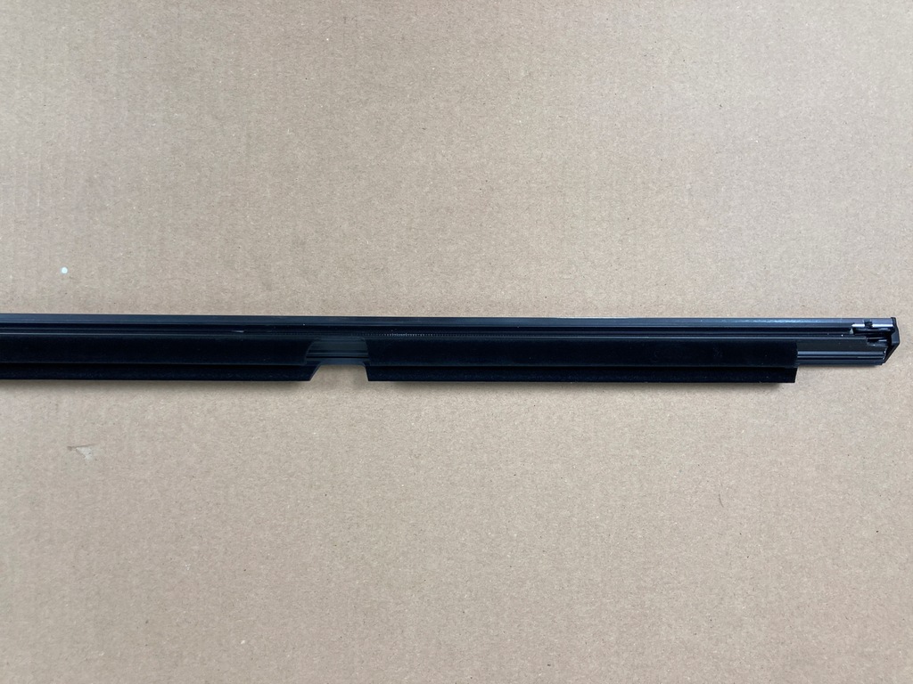 фото №5, Молдинг стекло левая задняя хром mercedes glk x204