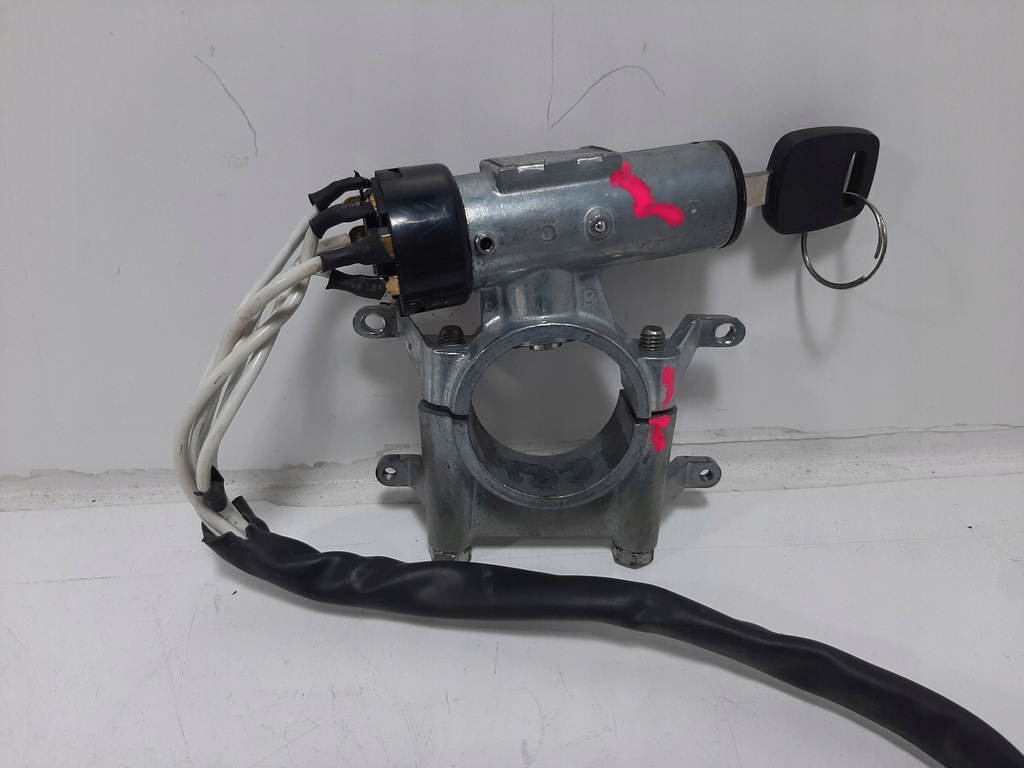 фото №3, Man 19.343 euro2 silent 10000cm3 98r замок запалювання ключ з вкладка 7pin