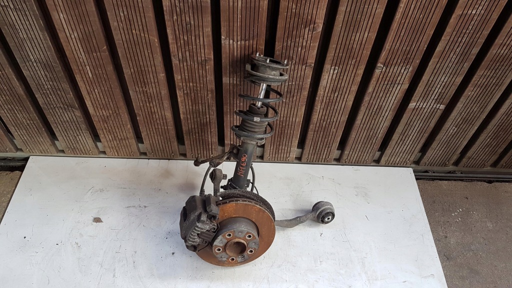 фото №1, Амортизационная стойка правый bmw seria 3 e90 n52n 6771178