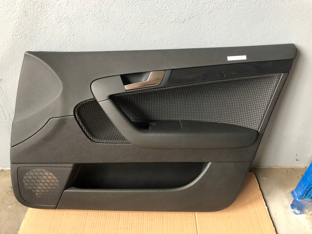 фото №10, Оббивка, обшивка двері правий перед audi a3 8p 5d