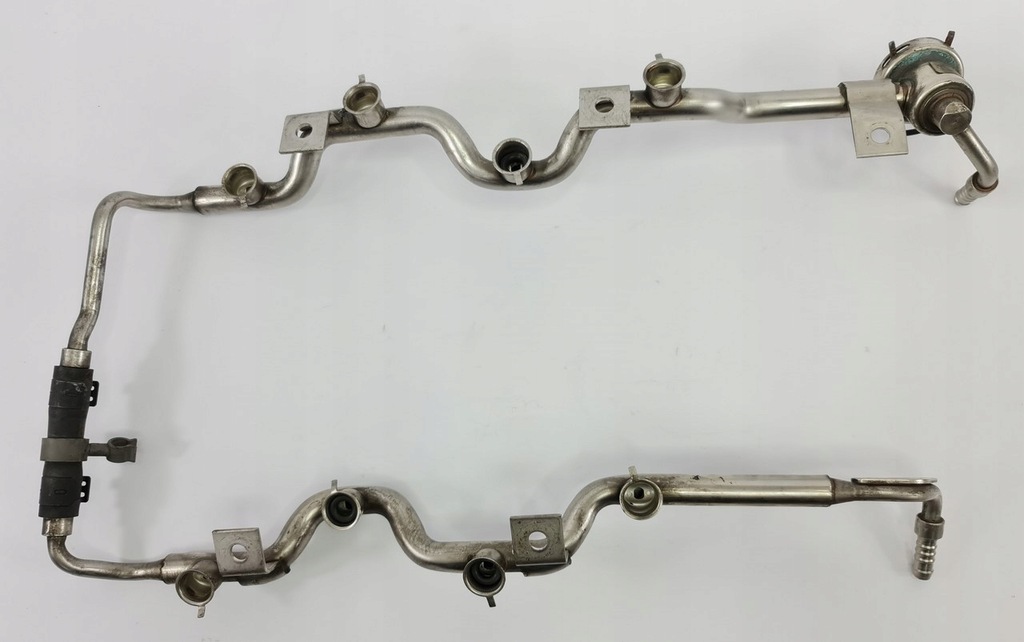 фото №1, Молдинг упорскування vw passat b5 w8 07d133316h