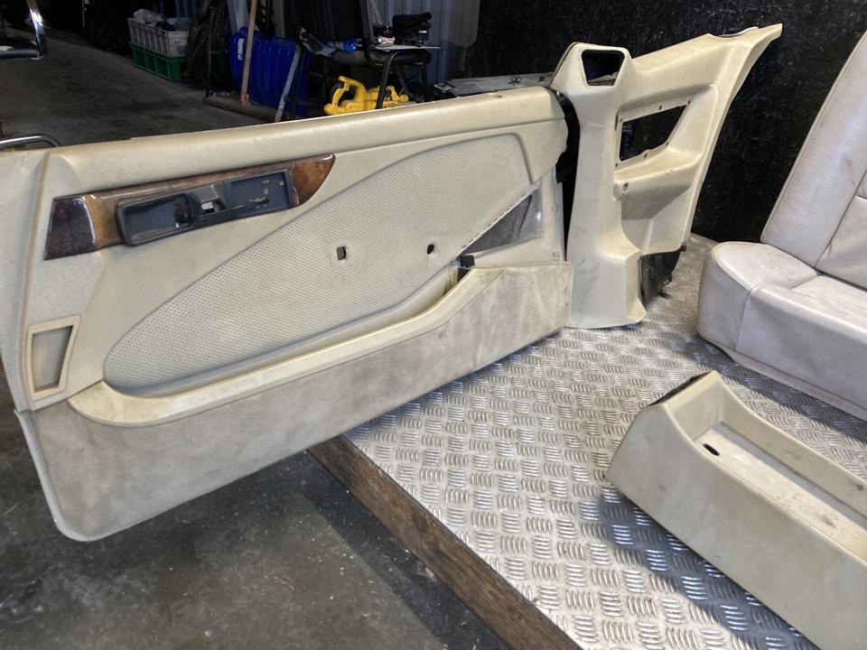 фото №6, Сидіння, заднє сидіння, комплект mercedes-benz s-class 1980 панель двері підлокітник