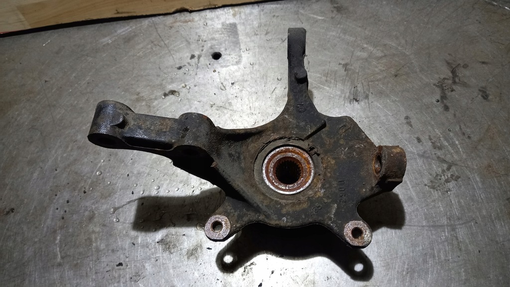 фото №2, Поворотный кулак правая renault laguna ii 1.9 dci