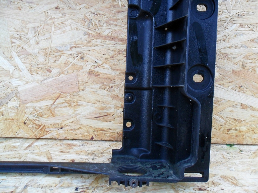 фото №16, Mazda 2 dy 2004- усилитель передний