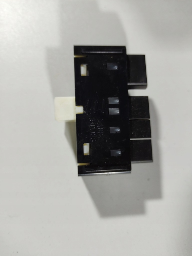 фото №3, Lexus is300h 13r перемикач кнопка trip