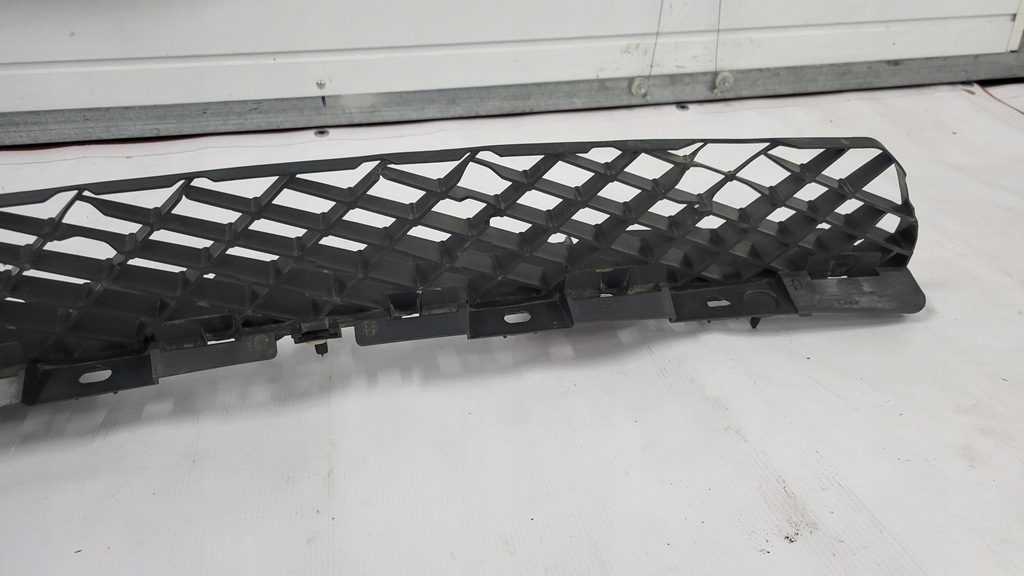 фото №7, Напрямна бампера задній peugeot 5008 ii 16-