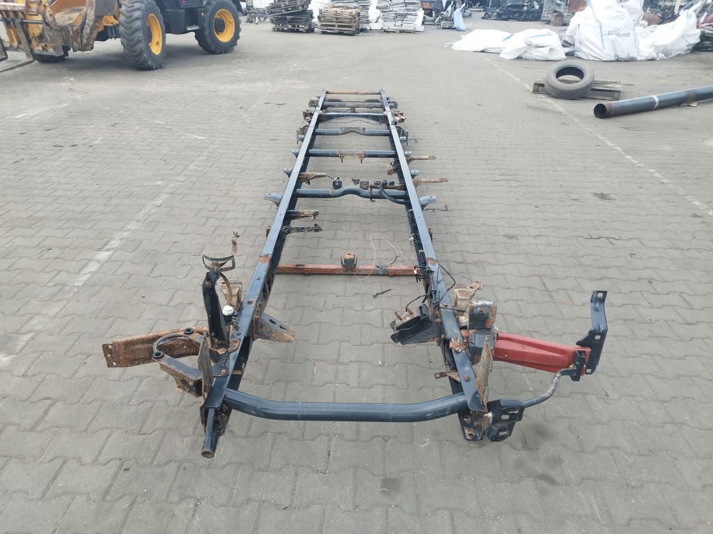 Рама iveco daily 35s одинарні колесо 2006r- колісна база вісі 395 cm Оригінал