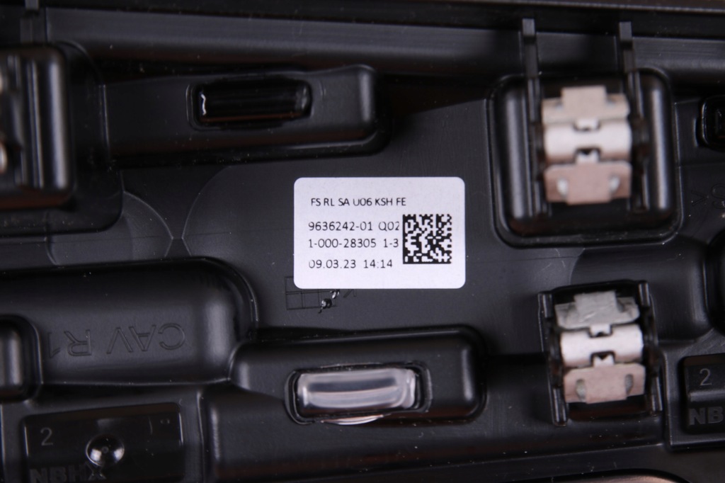 фото №14, Bmw u06 x1 u11 накладки dekor консоли piano black