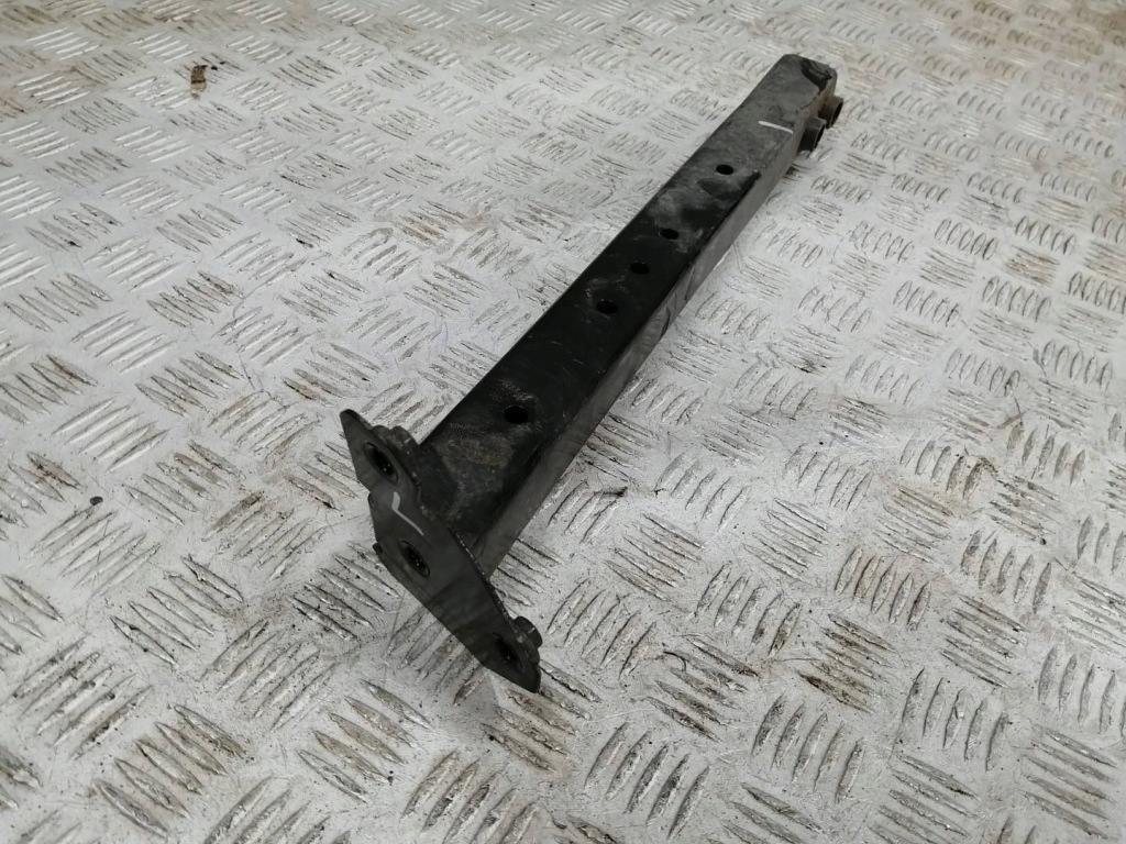 Купити Абсорбер кронштейн  бампера ліва renault captur 2