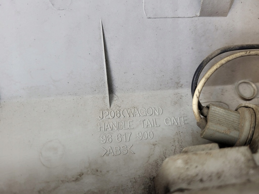 фото №16, Накладка крышки багажника trzeci стоп chevrolet lacetti nubira kombi 96617900