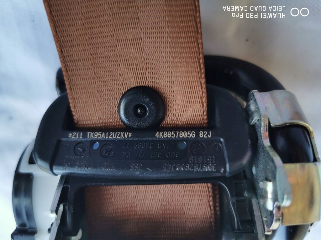 фото №5, Audi a6 c8 a7 c8 - задні ремені безпеки комплект коричневі задня 4k8 82j