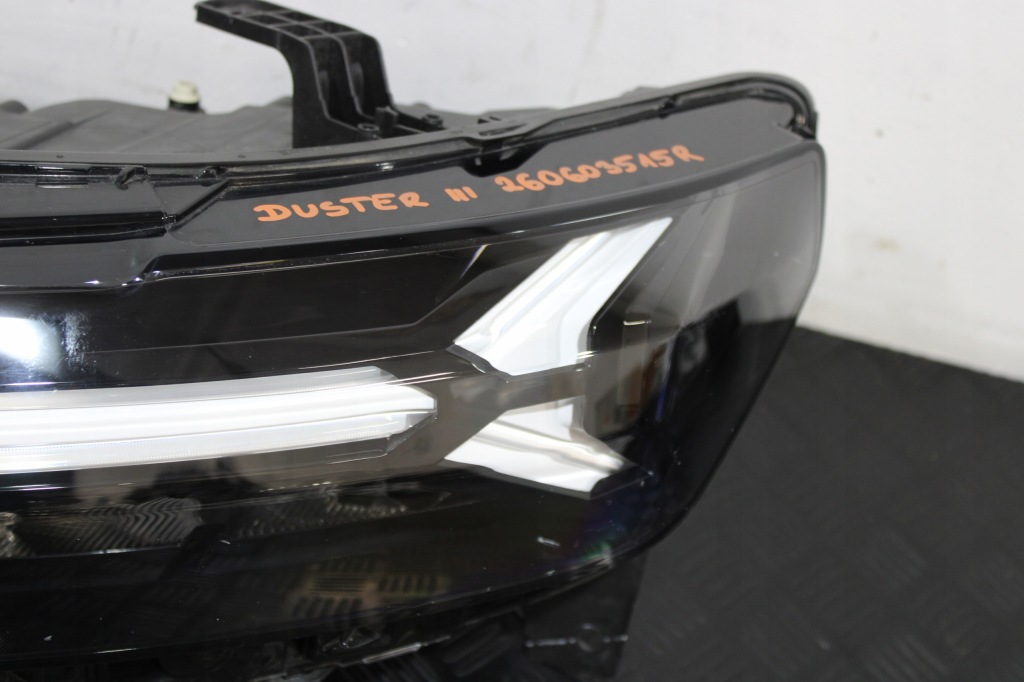 Фонари перед передние led 260107725r 260603515r dacia duster 3 3 2024- с Разборки