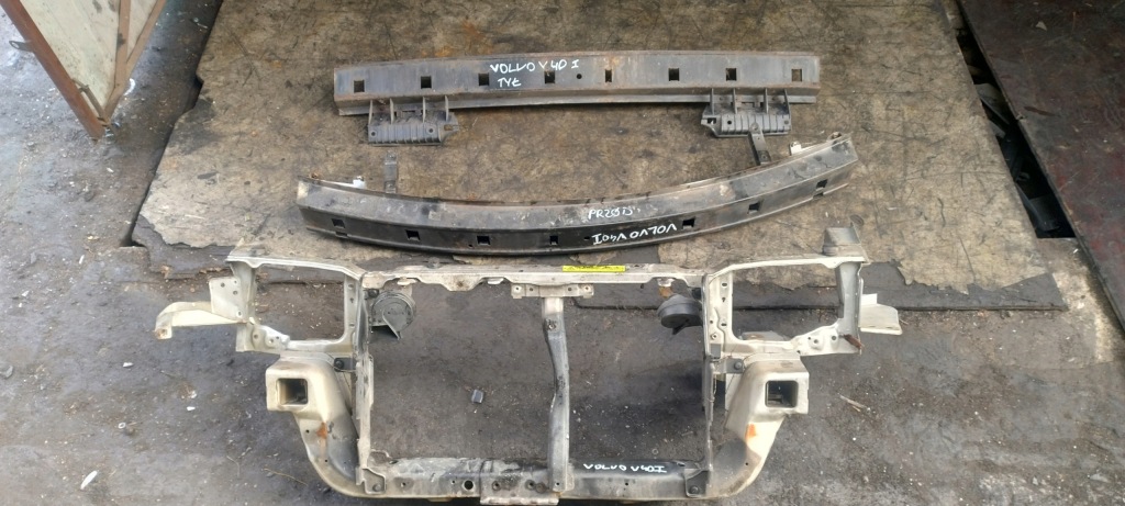 фото №1, Volvo v40 i s40 pas перед усилитель