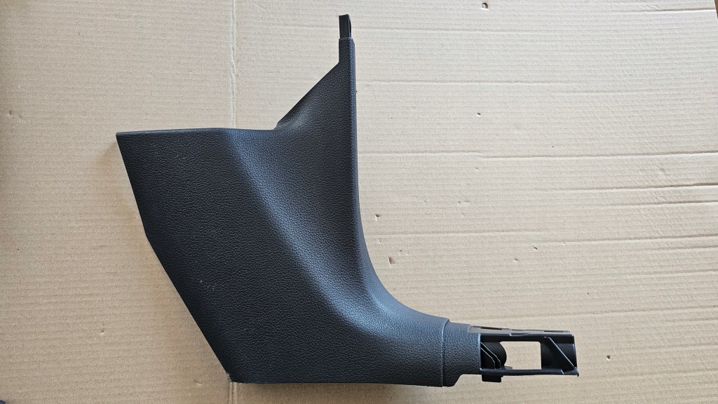 фото №1, Vw golf sportsvan защита порог стойка правая перед 517863484a