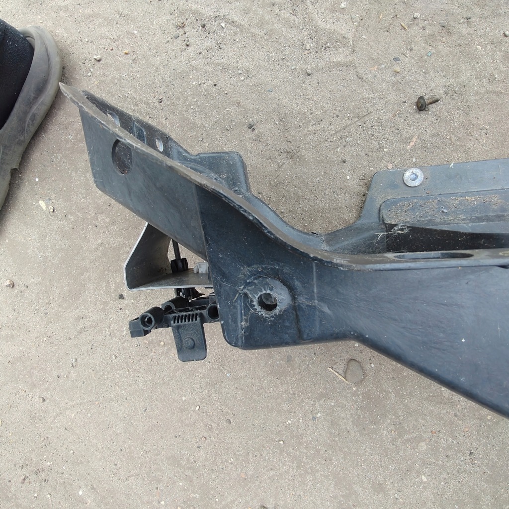 Ремень передний кронштейн средний tesla model x 1035176-00 Цена