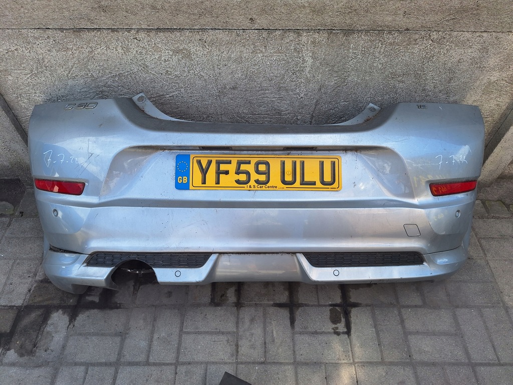 фото №1, Volvo c30 lift 09-12 бампер задняя + pdc r-design