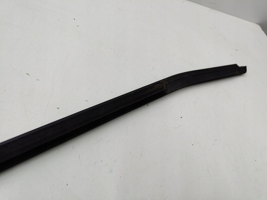 фото №5, Bmw x2 f39 молдинг ущільнювальна прокладка двері лівий перед 7420813