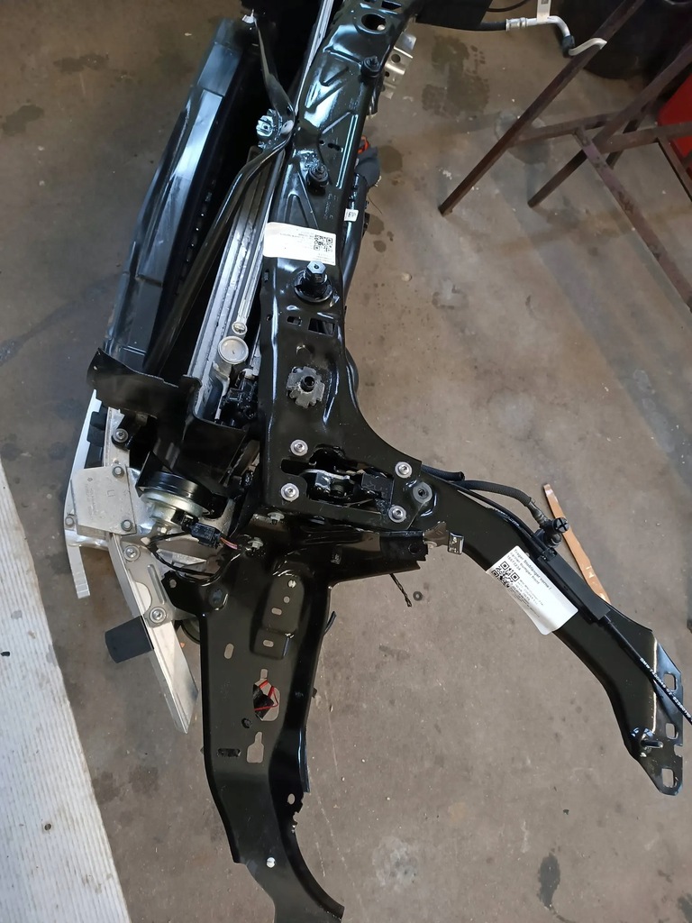 фото №8, Капот крылья pas передний бампер kol. b62 mini clubman f54