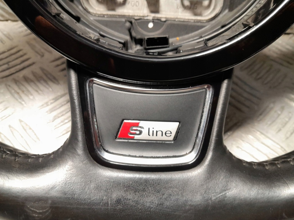 фото №10, Audi a7 воздуховод s-line кожа мультифункция 8x0419091m