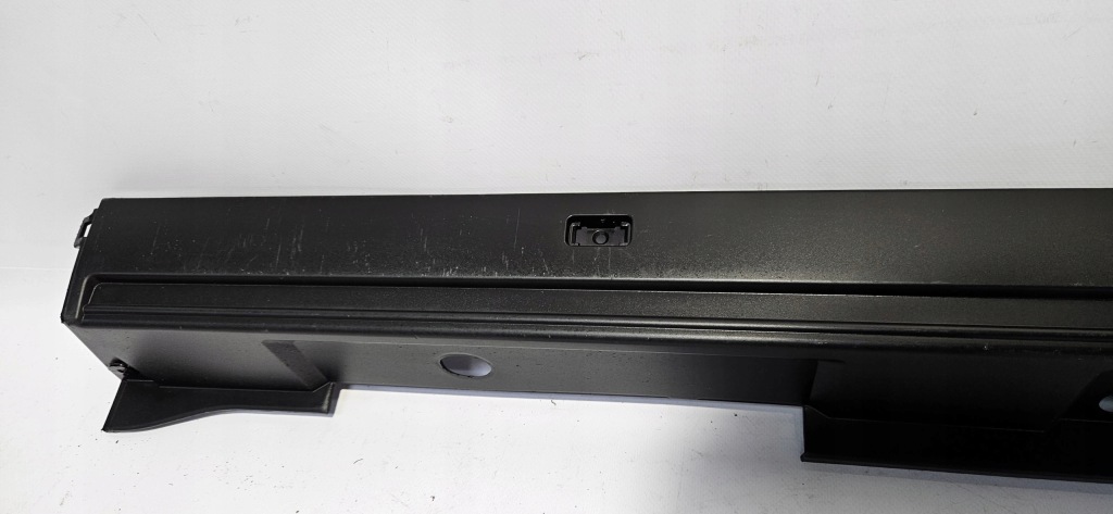 Молдинг порог правая lexus ux 18- оригинал Доставка