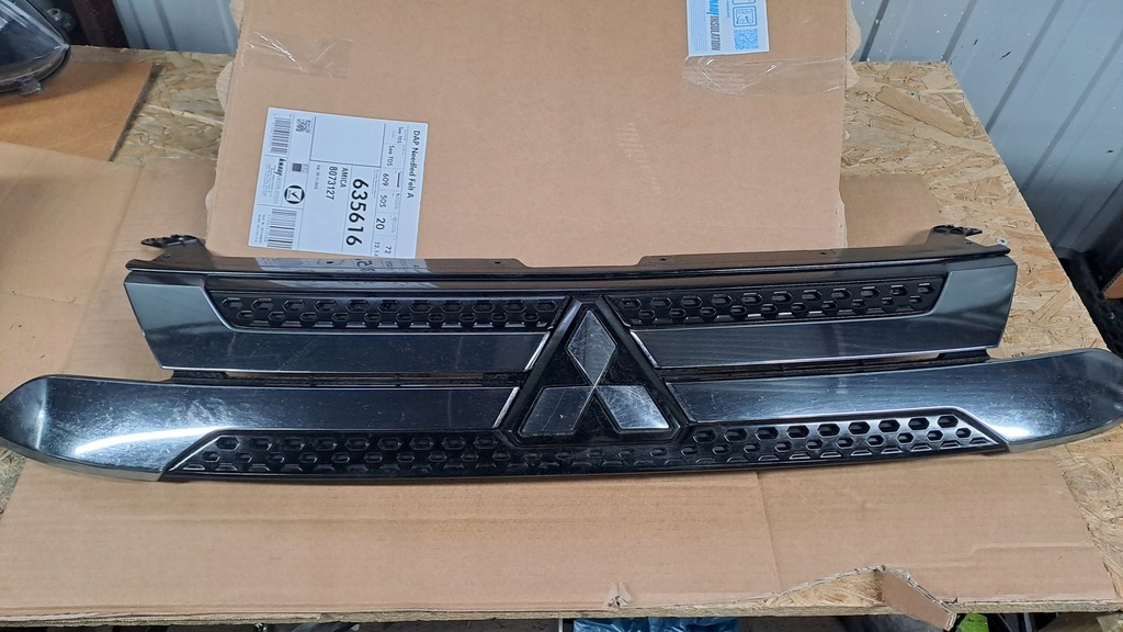 фото №1, Mitsubishi outlander iii решітка радіатора