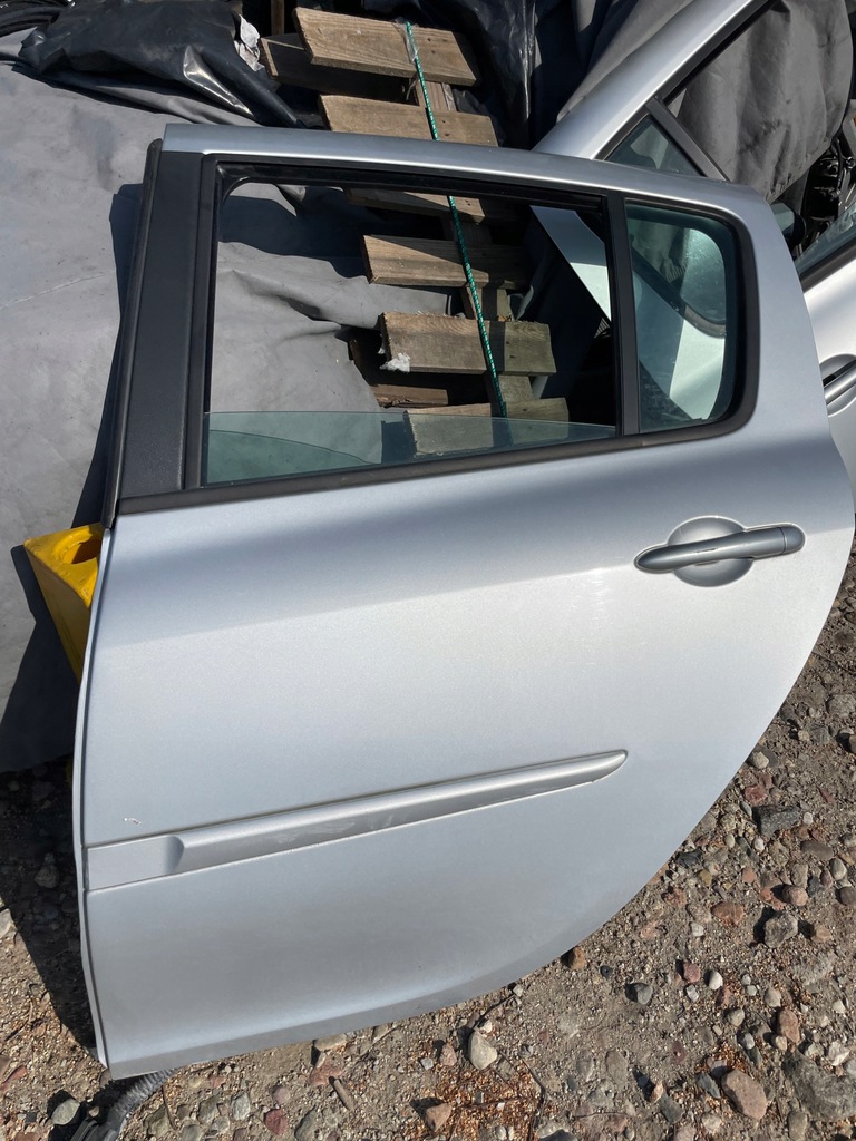 фото №1, Дверь clio iii lift teb69