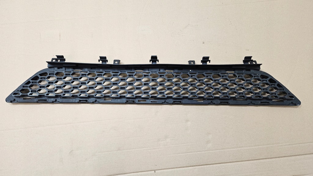 фото №6, Решётка бампера средняя jaguar f-pace hk8m-17h750