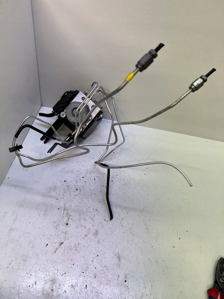 фото №1, Насос abs renault zoe 476609473