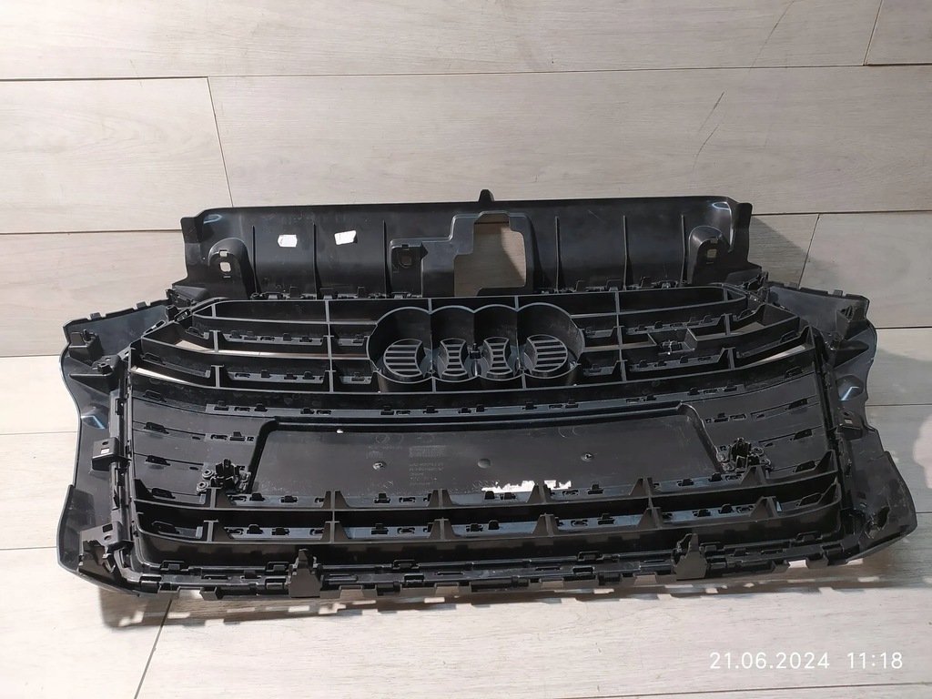 фото №9, 8937. audi s3 a3 s-line решітка радіатора решітка радіатора 8v3853651ac