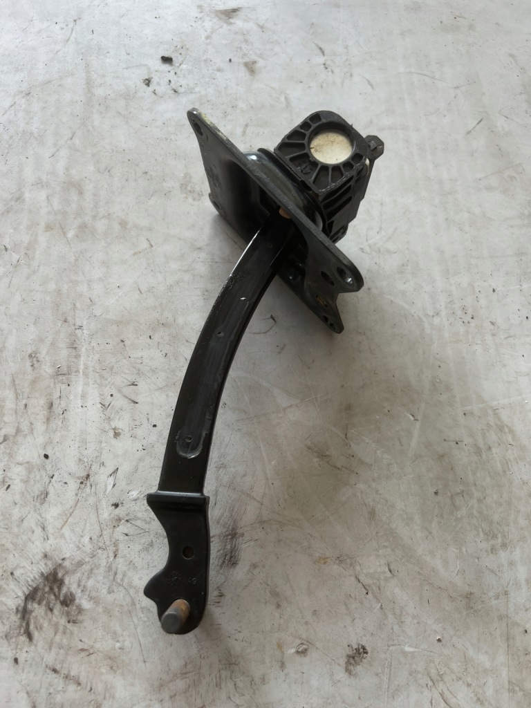 фото №1, Citroen berlingo iv ограничитель дверь распашных задняя l=p 9681466280