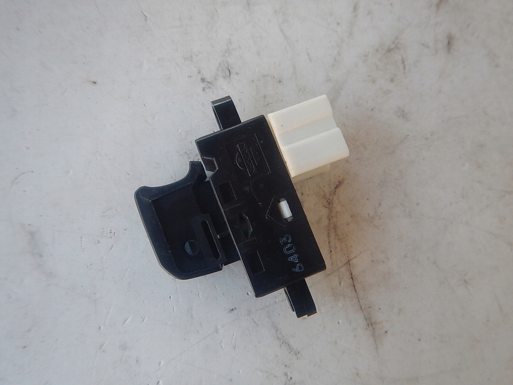 фото №7, Nissan titan armada 5.6 перемикач скло задня