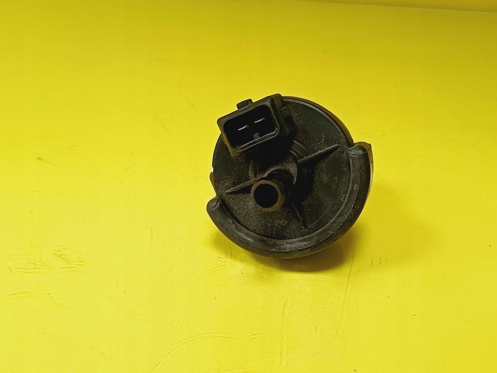 фото №5, Клапан вакууму audi a6 c5 2.4 бензин 058133459 nr38