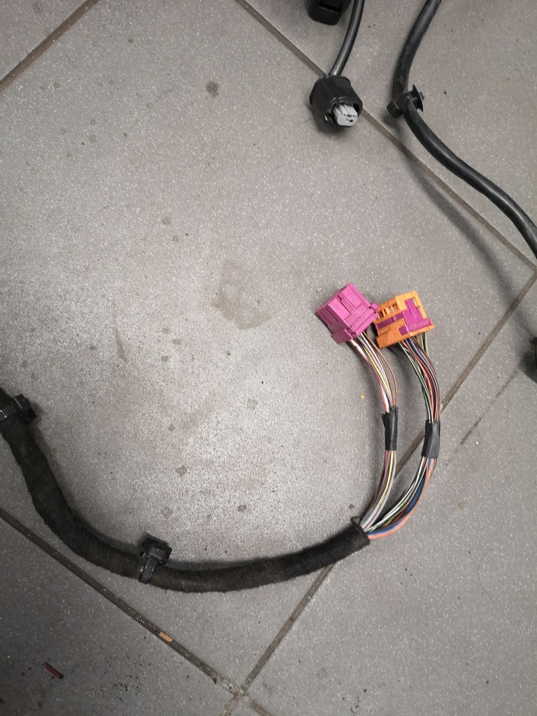 фото №7, Жгут кузовная лампы правый перед audi a6 c6