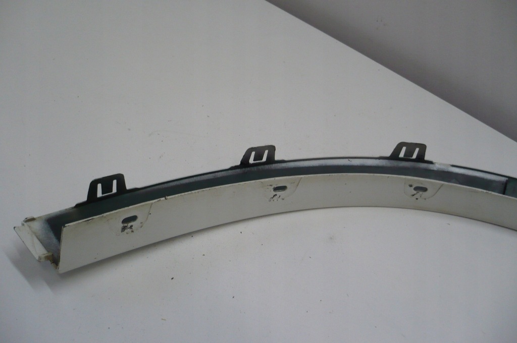 фото №11, Bmw x3 f25 m-pakiet 2010- молдинг крила права перед