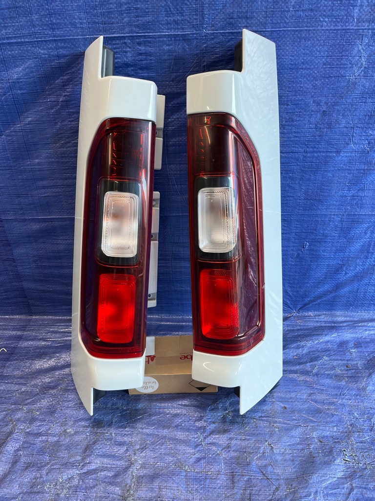 фото №1, Renault trafic iv лампа ліва lub права задня задня