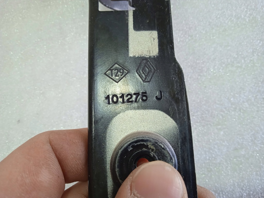 фото №4, Renault megane ii кронштейн крила перед правий